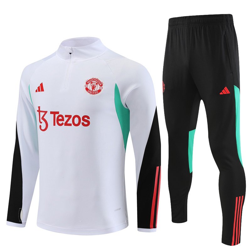 Conjunto entrenamiento Manchester United 23/24 - NewNow