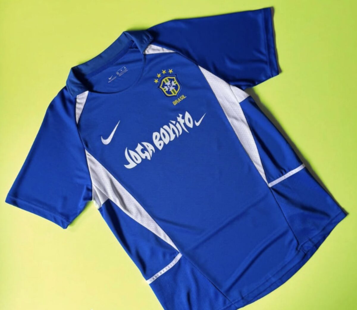 Camiseta retro Brasil Joga Bonito - NewNow