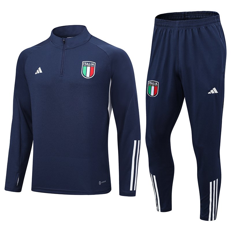 Conjunto entrenamiento Italia 23/24 - NewNow
