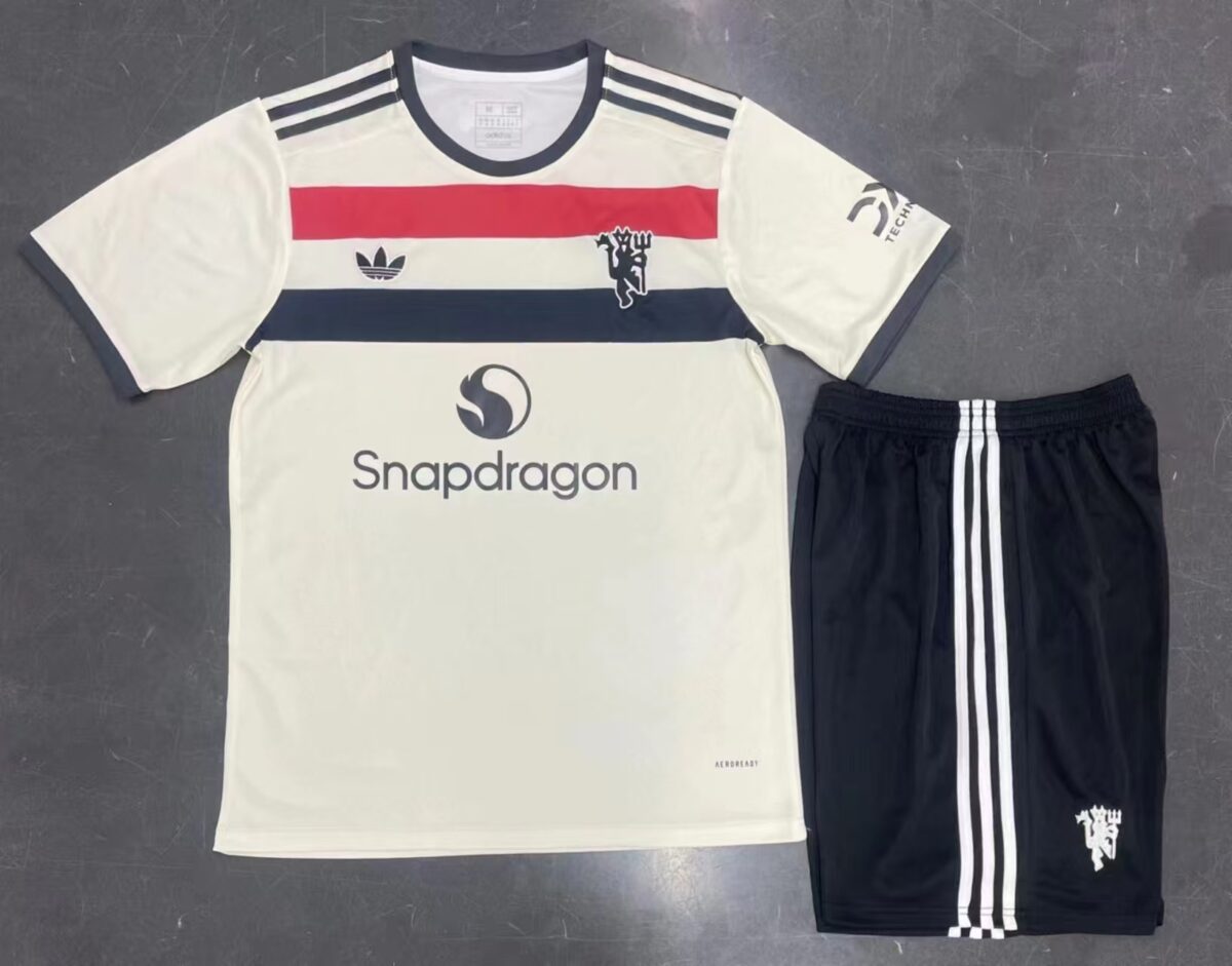 Conjunto Manchester United 24/25 3ª equipación - NewNow