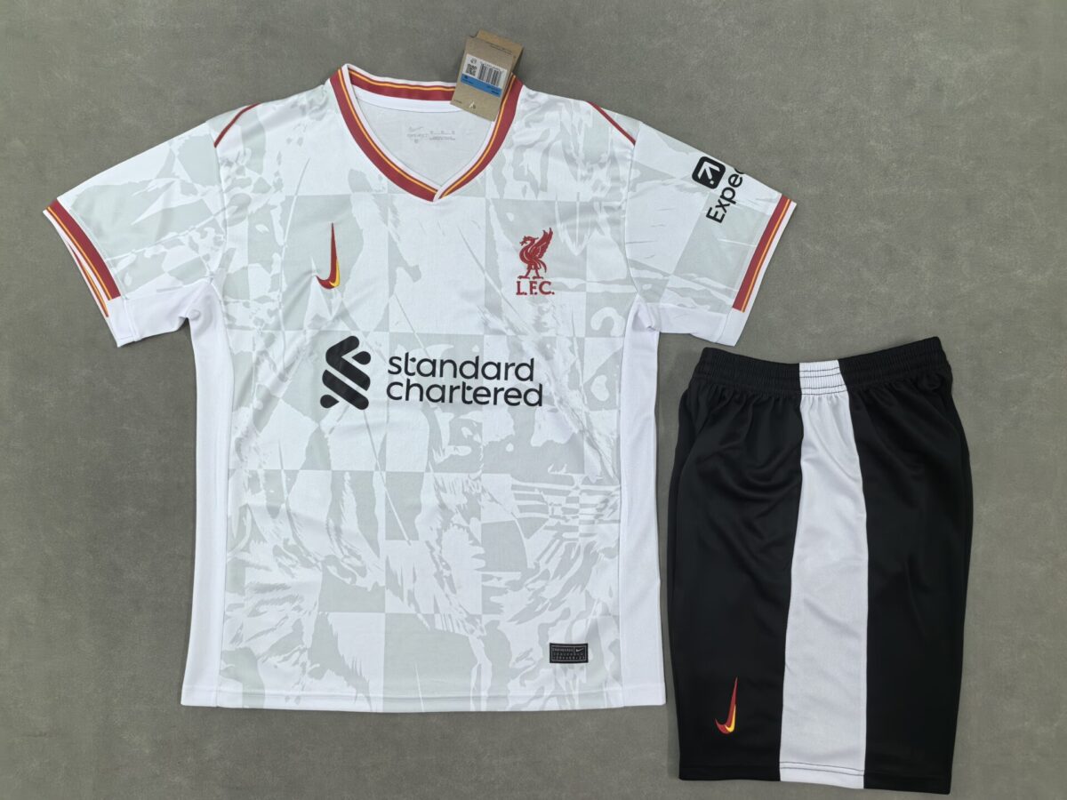 Conjunto Liverpool 24/25 3ª equipación - NewNow