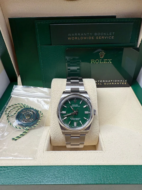 Rolex Datejust 36 Green Index Oystersteel White Gold Jubilee 106234